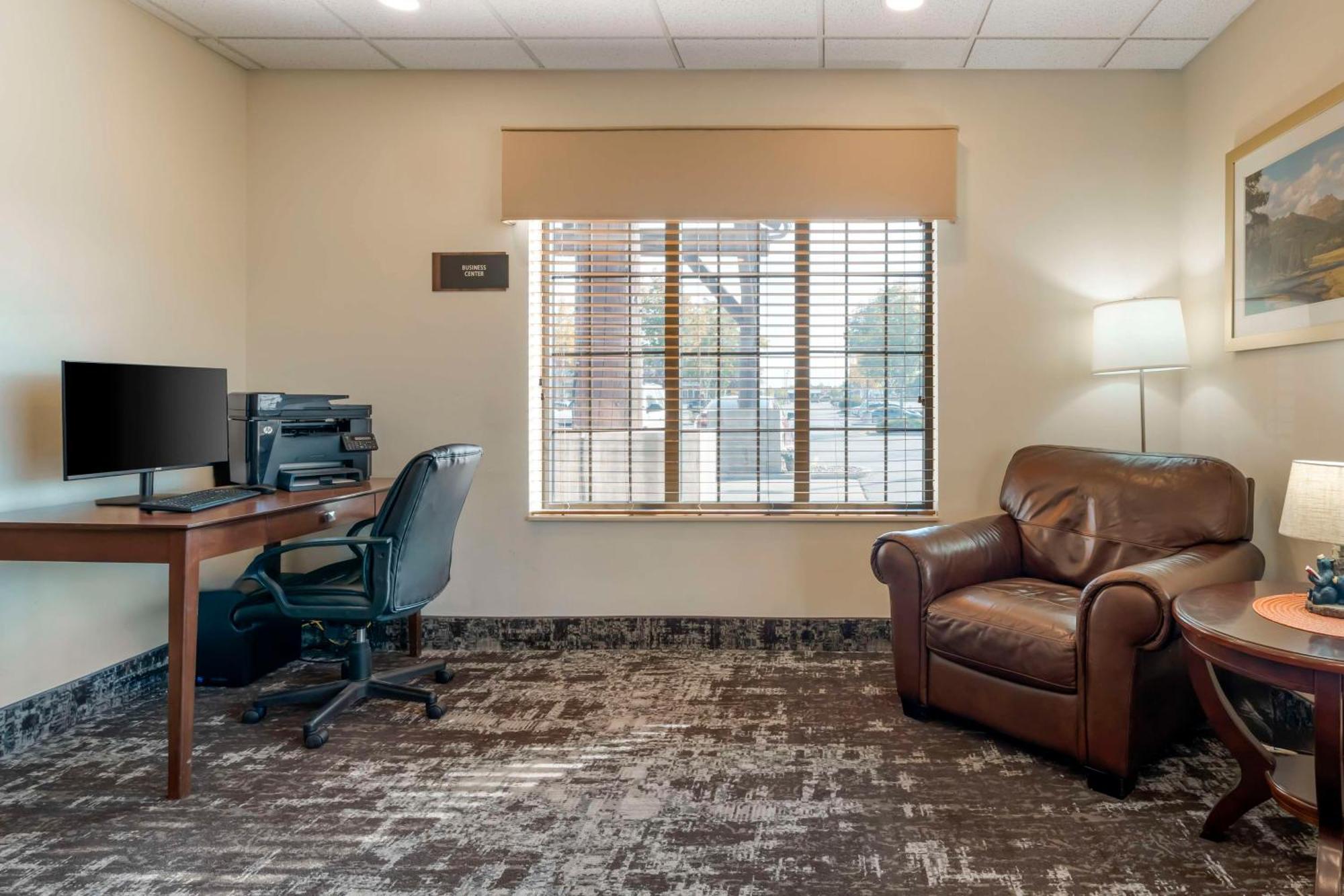 Best Western Yellowstone Crossing Laurel Extérieur photo